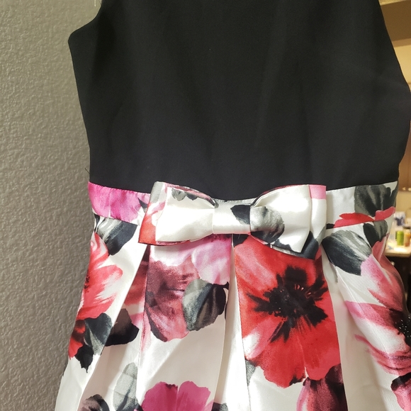 Speechless girls dress - Picture 2 of 5